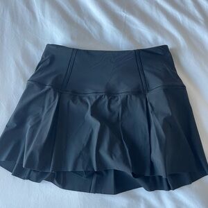 Black Lululemon tennis skirt